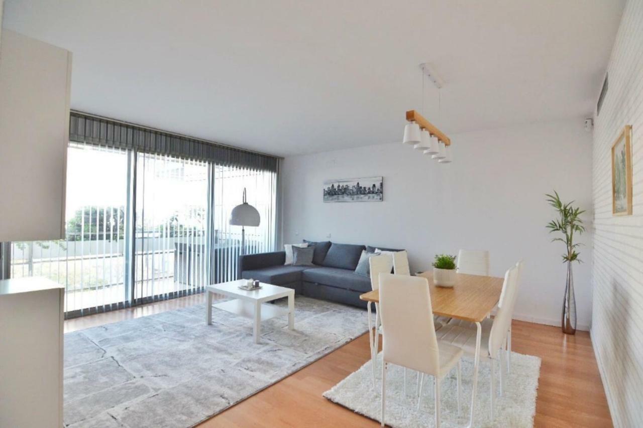 Lodging Apartments Forum 25 - Barcelona Forum Apartment سان أدريان دي بيزوس المظهر الخارجي الصورة